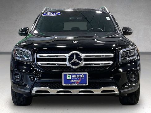 Used 2023 Mercedes-Benz GLB 250 4MATIC w/ Premium Package image 2