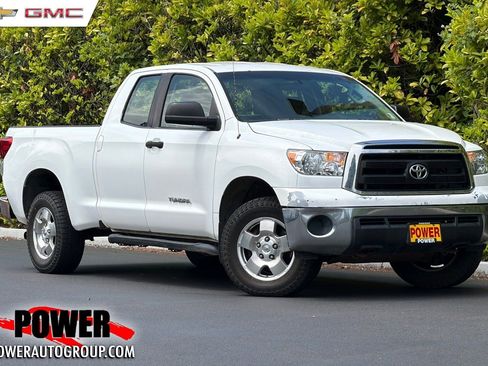 Used 2011 Toyota Tundra 4x4 Double Cab w/ Tow Pkg image 1