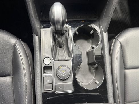 Used 2023 Volkswagen Atlas SE image 23