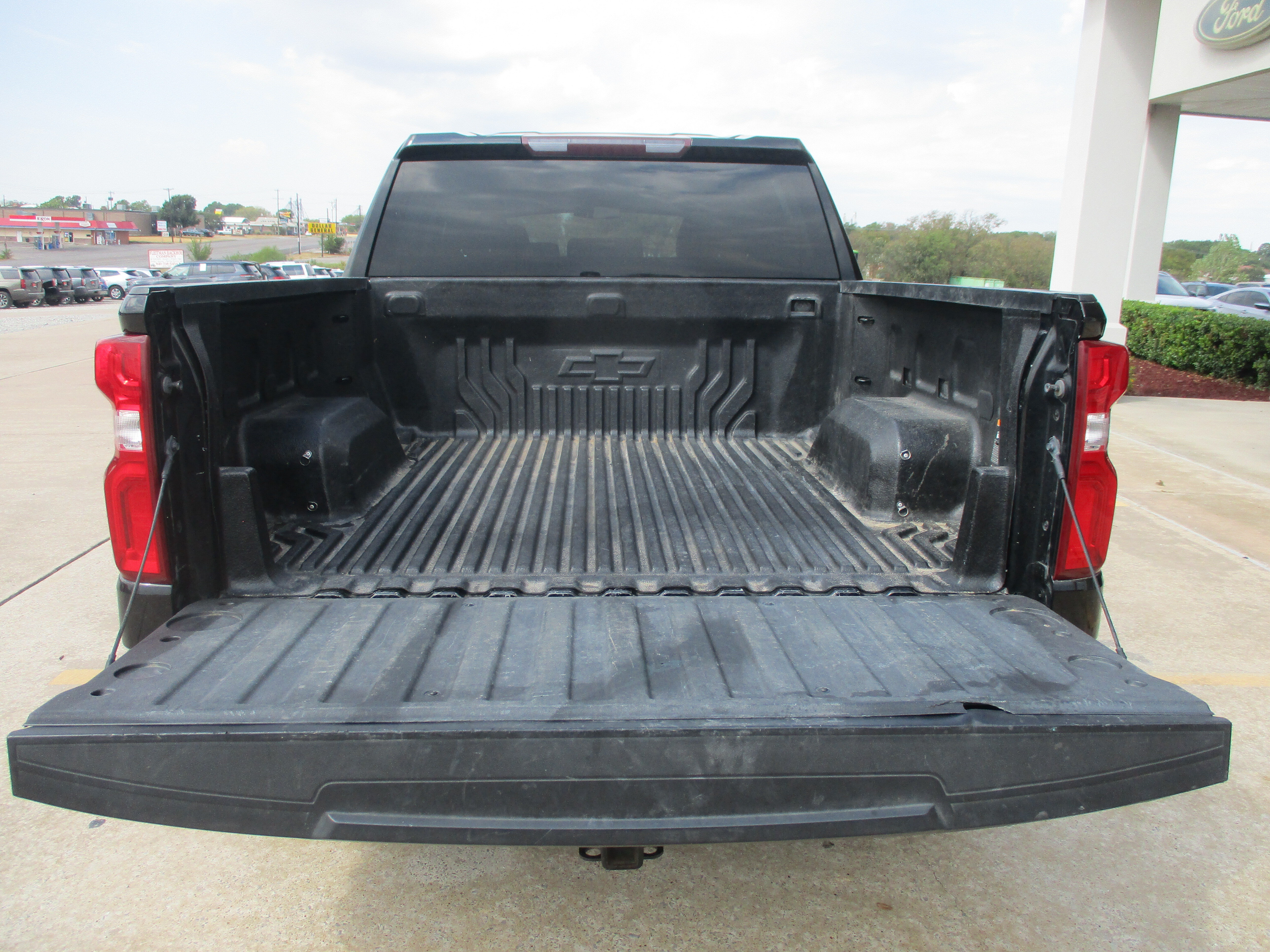 Used 2021 Chevrolet Silverado 1500 RST AWD/4WD image 8