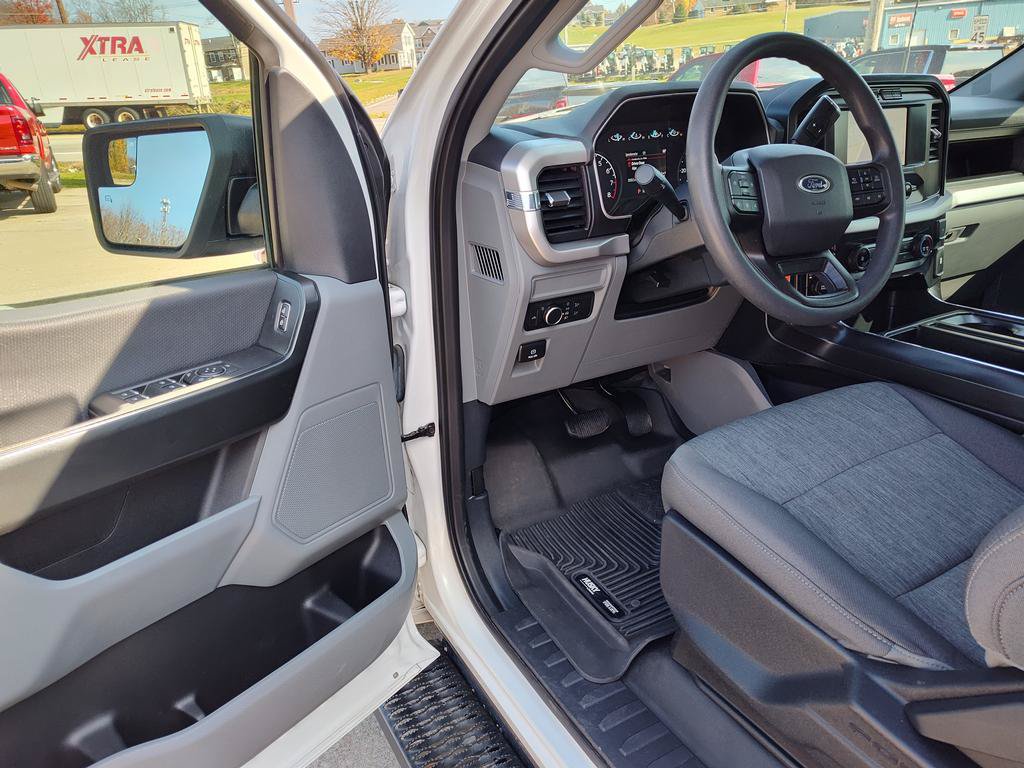 Used 2022 Ford F150 XL w/ Equipment Group 101A High AWD/4WD image 11