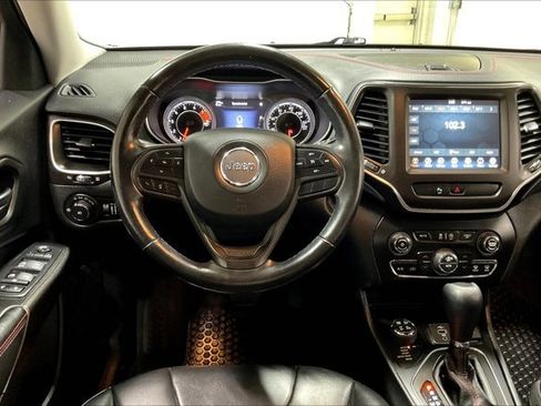 Used 2020 Jeep Cherokee Trailhawk w/ Cold Weather Group image 5