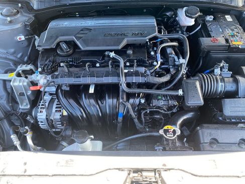 Certified 2024 Hyundai Elantra SEL FWD image 28