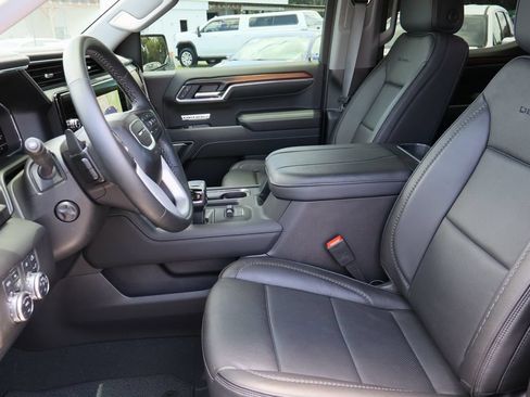 Certified 2025 GMC Sierra 1500 Denali w/ Denali Reserve Package AWD/4WD image 23