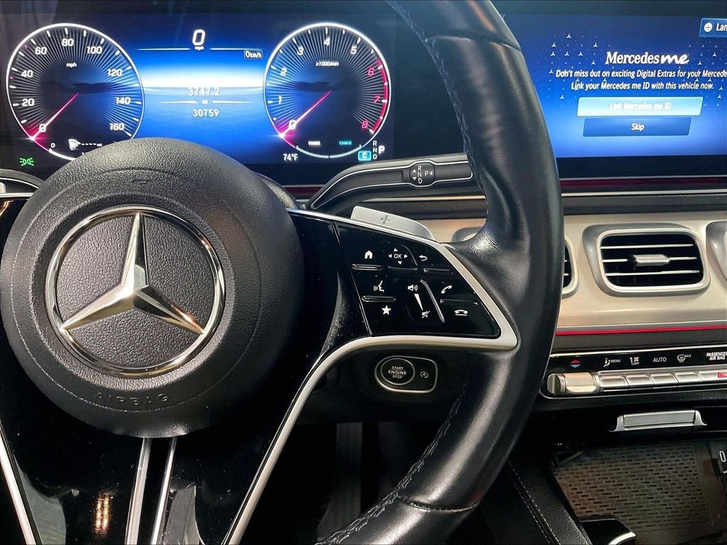Used 2025 Mercedes-Benz GLS 450 4MATIC image 25