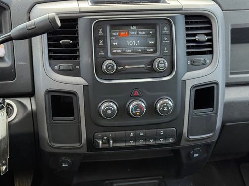 Used 2015 RAM 2500 Tradesman w/ Chrome Appearance Group image 17