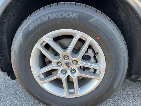 New 2026 Ford Explorer Active w/ Active Comfort Package image 8