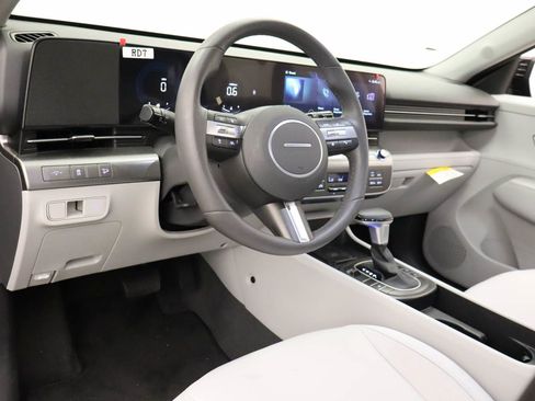Used 2026 Hyundai Kona SEL Sport FWD image 14