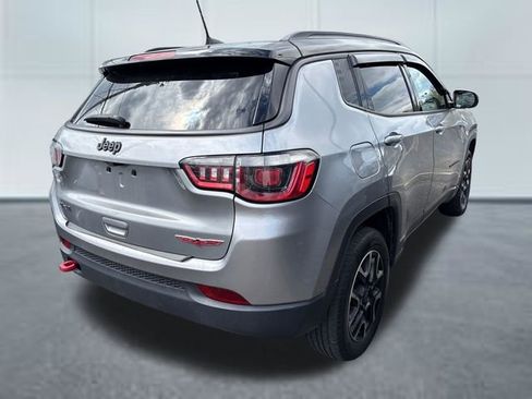 Used 2020 Jeep Compass Trailhawk image 4