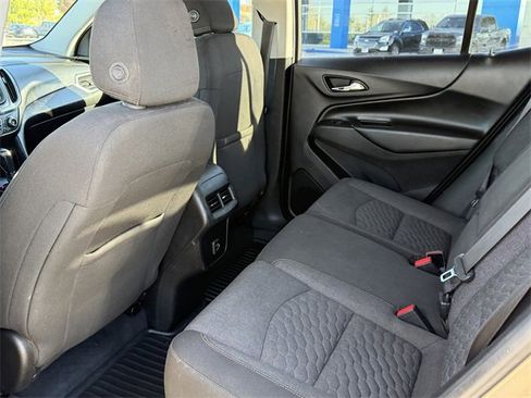 Used 2019 Chevrolet Equinox LT w/ Driver Convenience Package image 30