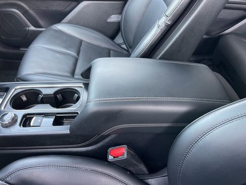 Used 2022 Lincoln Corsair AWD w/ Equipment Group 101A image 15