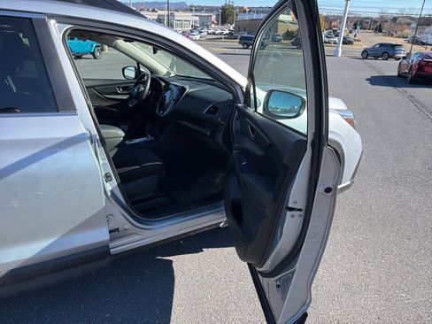 Certified 2025 Subaru Ascent Premium image 25