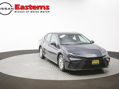 Used 2025 Toyota Camry LE FWD image 51