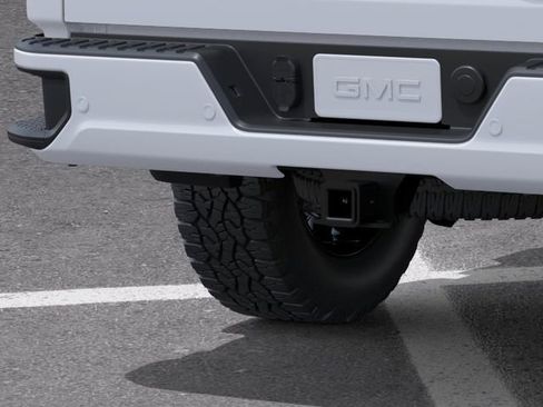 New 2026 GMC Sierra 2500 AT4 w/ AT4 Premium Plus Package AWD/4WD image 14