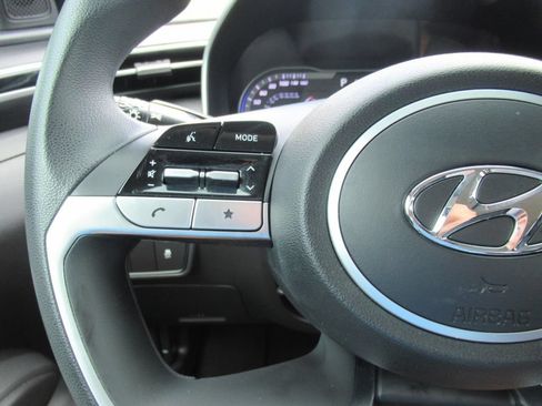 Used 2022 Hyundai Tucson SEL FWD image 23