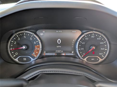 Used 2022 Jeep Renegade Latitude image 30