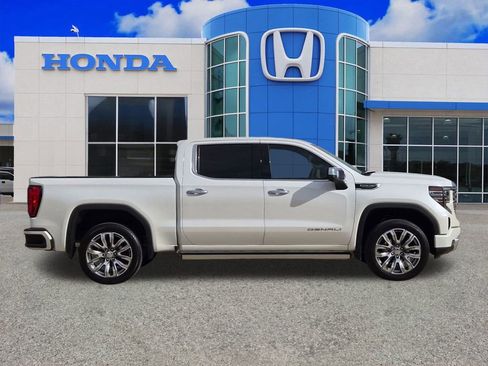 Used 2024 GMC Sierra 1500 Denali w/ Denali Reserve Package image 2