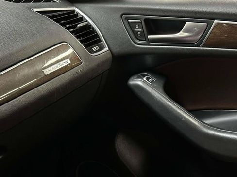 Used 2016 Audi Q5 2.0T Premium Plus w/ Technology Package AWD/4WD image 21