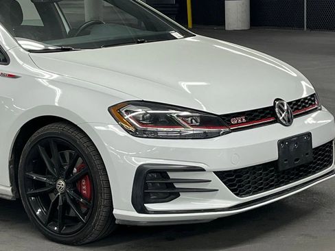 Certified 2021 Volkswagen GTI S image 39