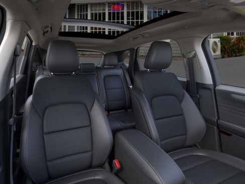 New 2025 Ford Escape SE image 10