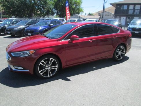 Used 2017 Ford Fusion Titanium FWD image 3