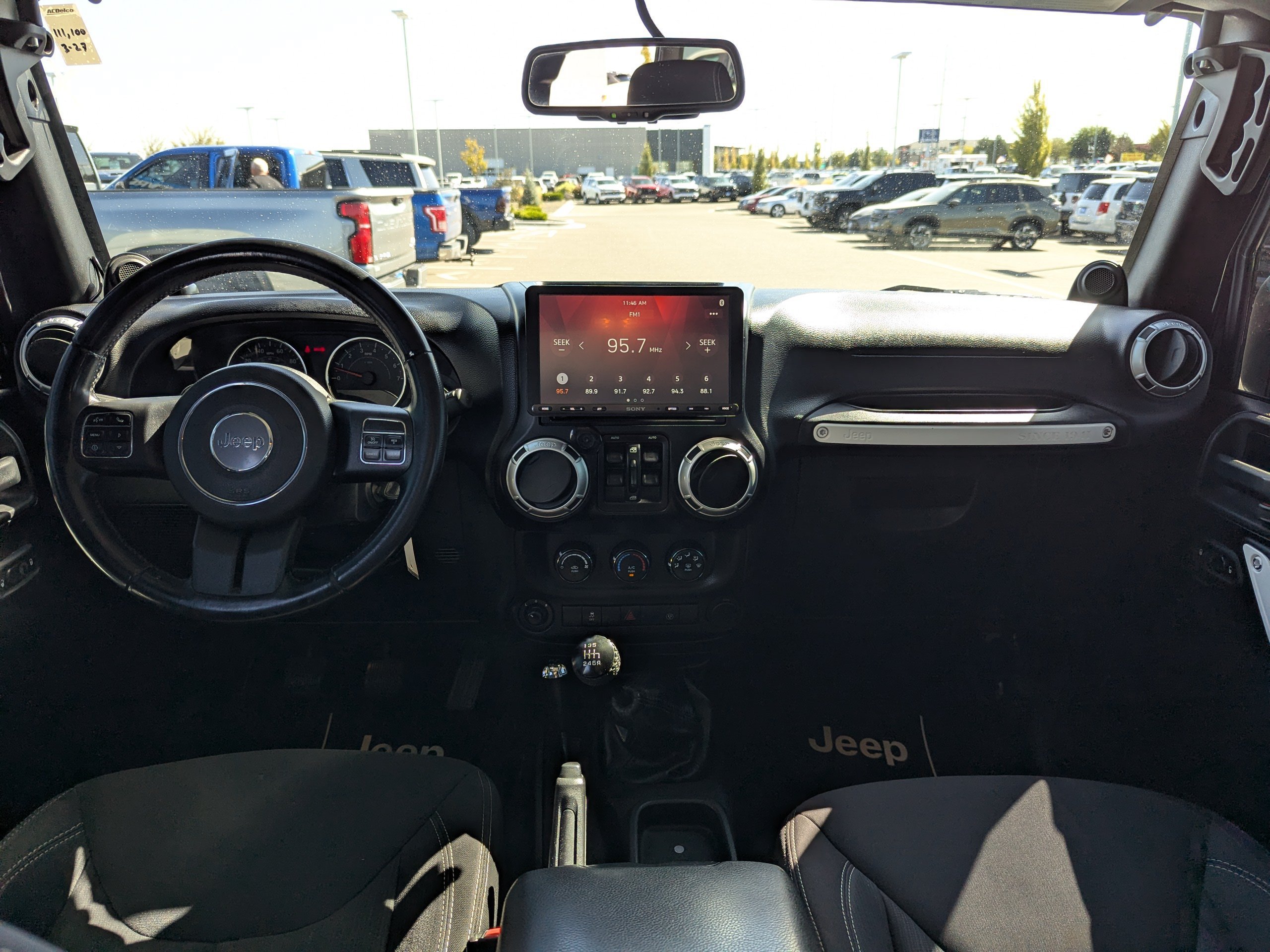 Used 2013 Jeep Wrangler Unlimited Sahara w/ Connectivity Group AWD/4WD image 24
