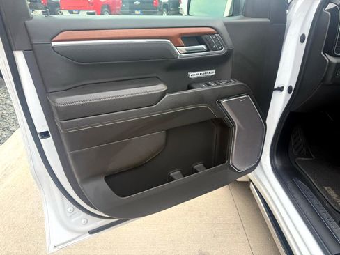 Used 2023 GMC Sierra 1500 Denali w/ Denali Reserve Package image 12
