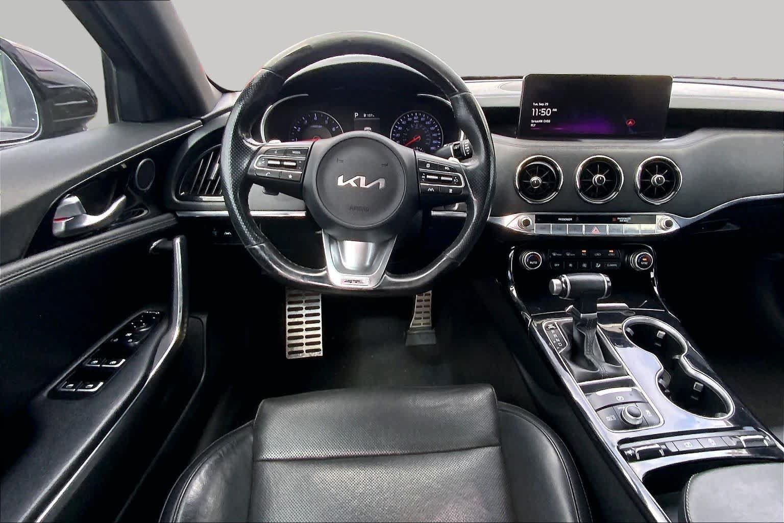 Used 2023 Kia Stinger GT-Line RWD image 6