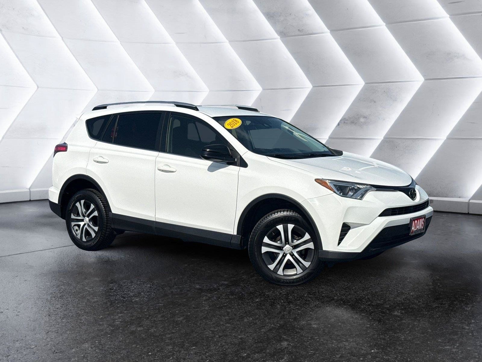 Used 2018 Toyota RAV4 LE w/ Carpet Mat Package AWD/4WD image 1