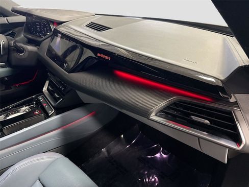 Used 2024 Audi e-tron GT Premium Plus w/ Performance Package image 30