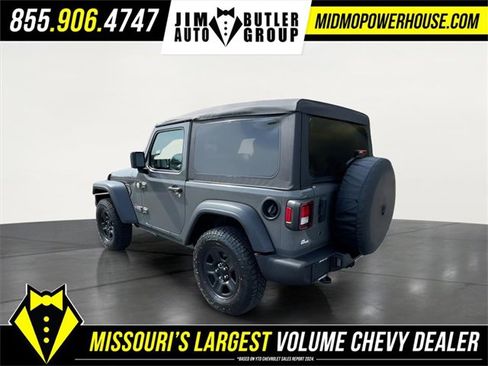 Used 2020 Jeep Wrangler Sport image 8