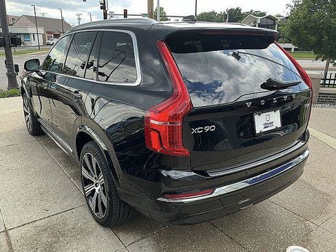 Used 2025 Volvo XC90 T8 Ultra w/ Protection Package Premier AWD/4WD image 10