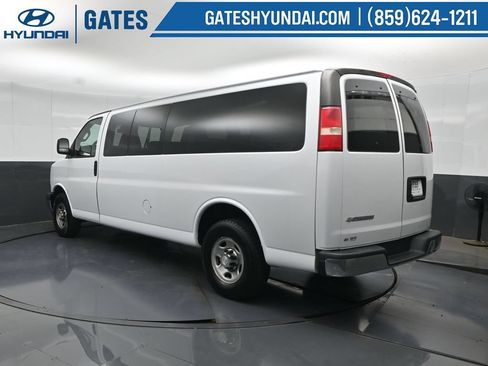 Used 2019 Chevrolet Express 3500 LT w/ LT Preferred Equipment Group RWD image 8