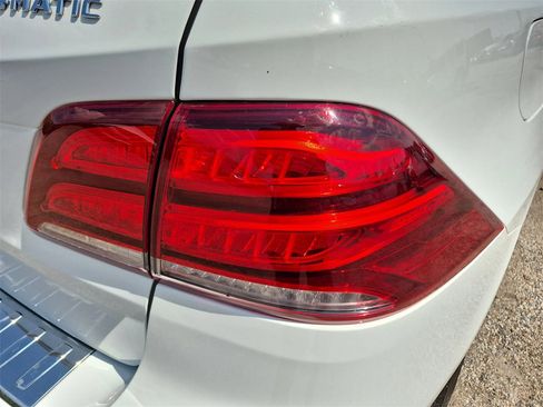 Used 2019 Mercedes-Benz GLE 400 4MATIC image 45