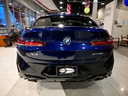 Used 2022 BMW X4 xDrive30i w/ M Sport Package image 7