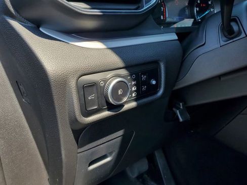 Used 2024 Ford Explorer XLT w/ Equipment Group 202A image 11