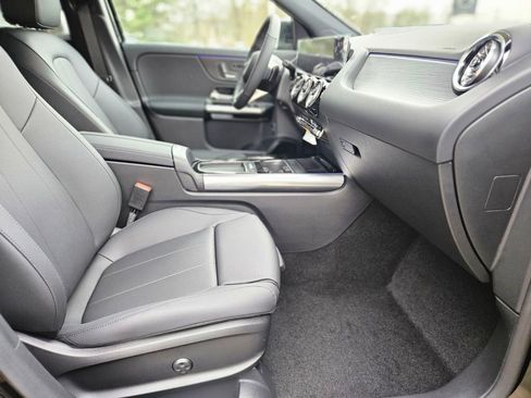 New 2026 Mercedes-Benz GLA 250 4MATIC image 11