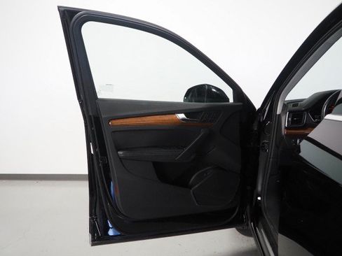 Used 2021 Audi Q5 2.0T Premium Plus AWD/4WD image 53