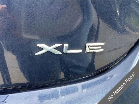 Used 2015 Toyota Avalon XLE FWD image 8