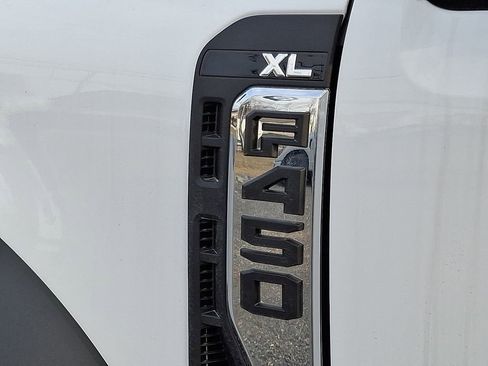 New 2024 Ford F450 XL image 15