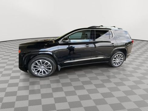Used 2023 GMC Acadia Denali w/ Denali Ultimate Package AWD/4WD image 4