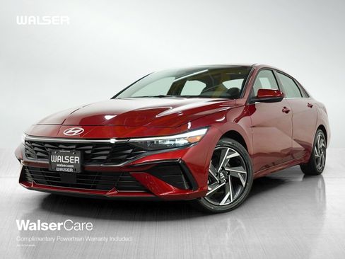 Used 2025 Hyundai Elantra SEL FWD image 1