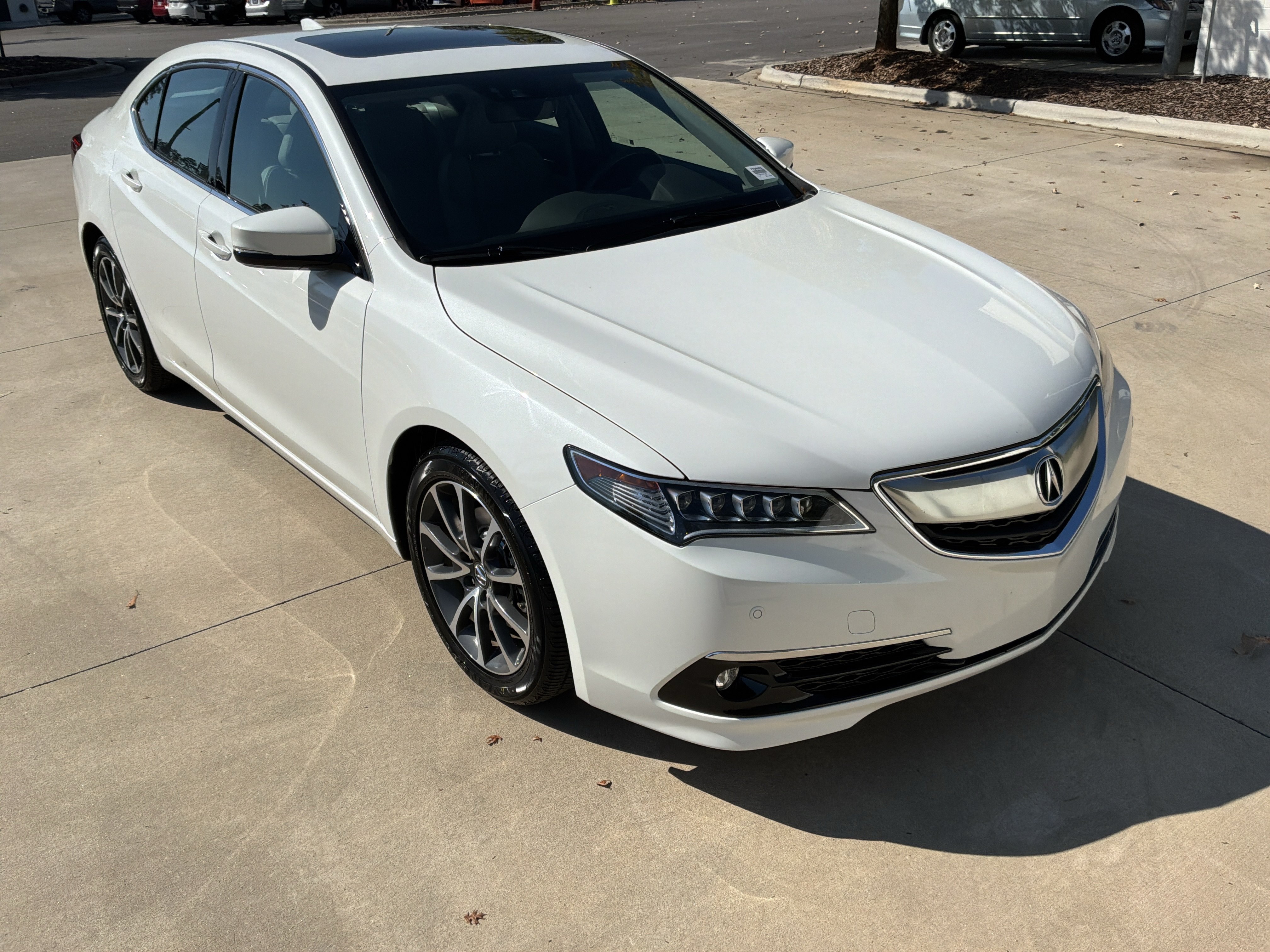 Used 2015 Acura TLX w/ Advance Package AWD/4WD image 2