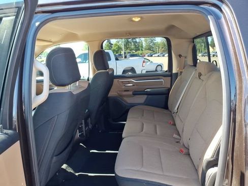 Used 2019 RAM 1500 Big Horn AWD/4WD image 8