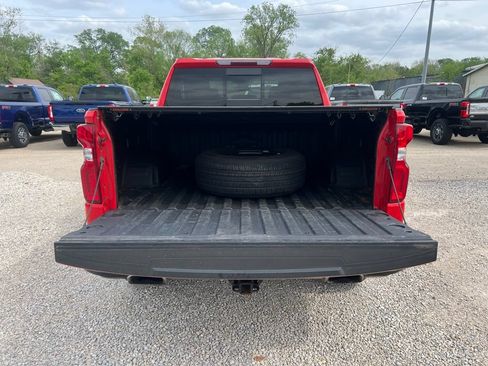 Used 2024 Chevrolet Silverado 1500 LT Trail Boss w/ Convenience Package II AWD/4WD image 17