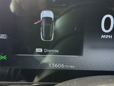 Used 2025 Nissan Kicks SR w/ Interior Electronics Package AWD/4WD image 13