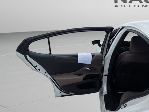 Certified 2023 Lexus ES 350 ES 350 w/ Accessory Package (Z2) image 30