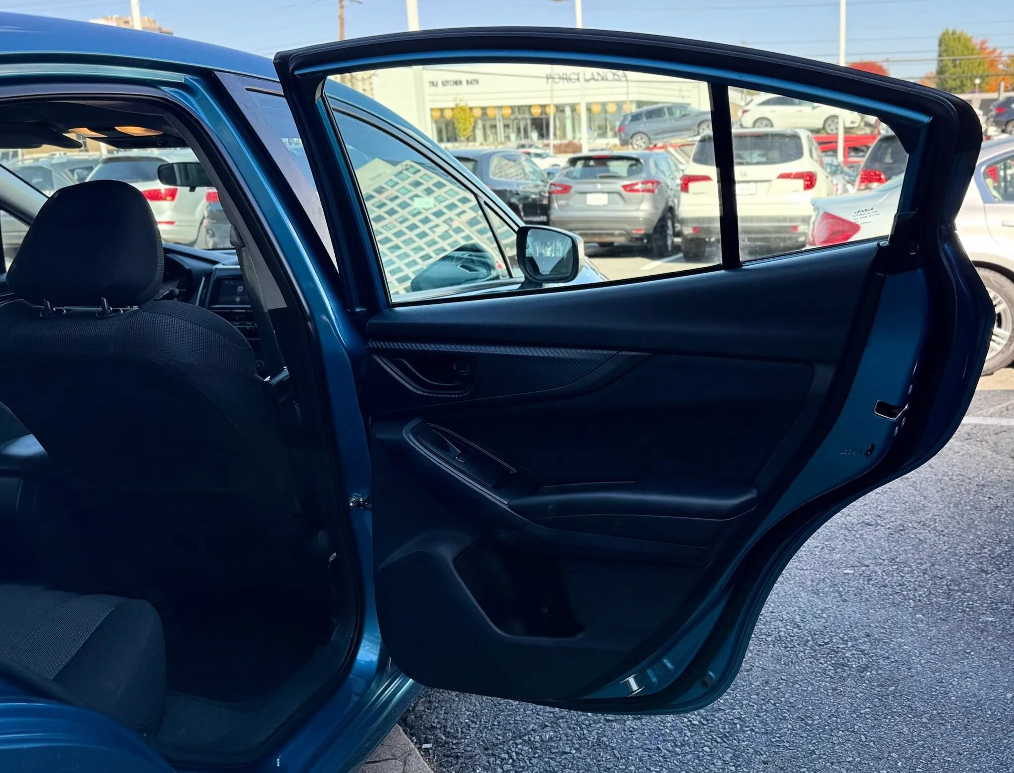 Used 2018 Subaru Impreza 2.0i AWD/4WD image 27