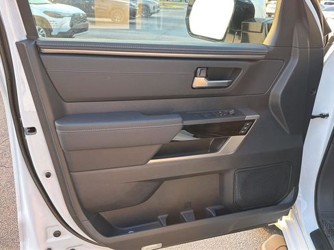 New 2026 Toyota Tundra Limited AWD/4WD image 16