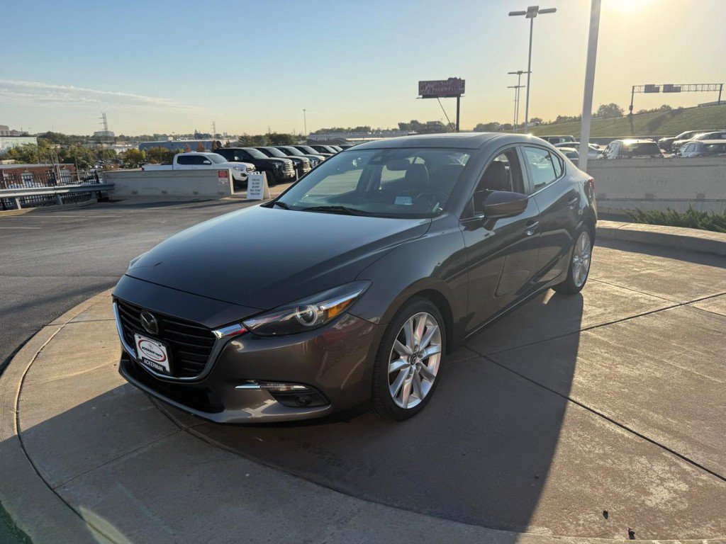 Used 2017 MAZDA MAZDA3 Grand Touring w/ Premium Equipment Package FWD image 10